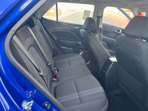 Used 2025 Hyundai Venue SEL FWD image 9