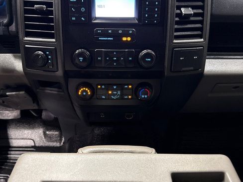 Used 2022 Ford F250 XL w/ Power Equipment Group AWD/4WD image 17