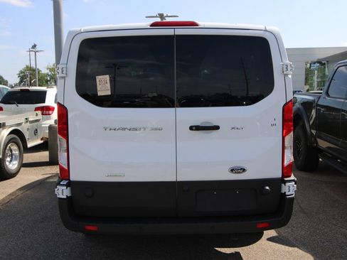 Used 2024 Ford Transit 350 XLT RWD image 6
