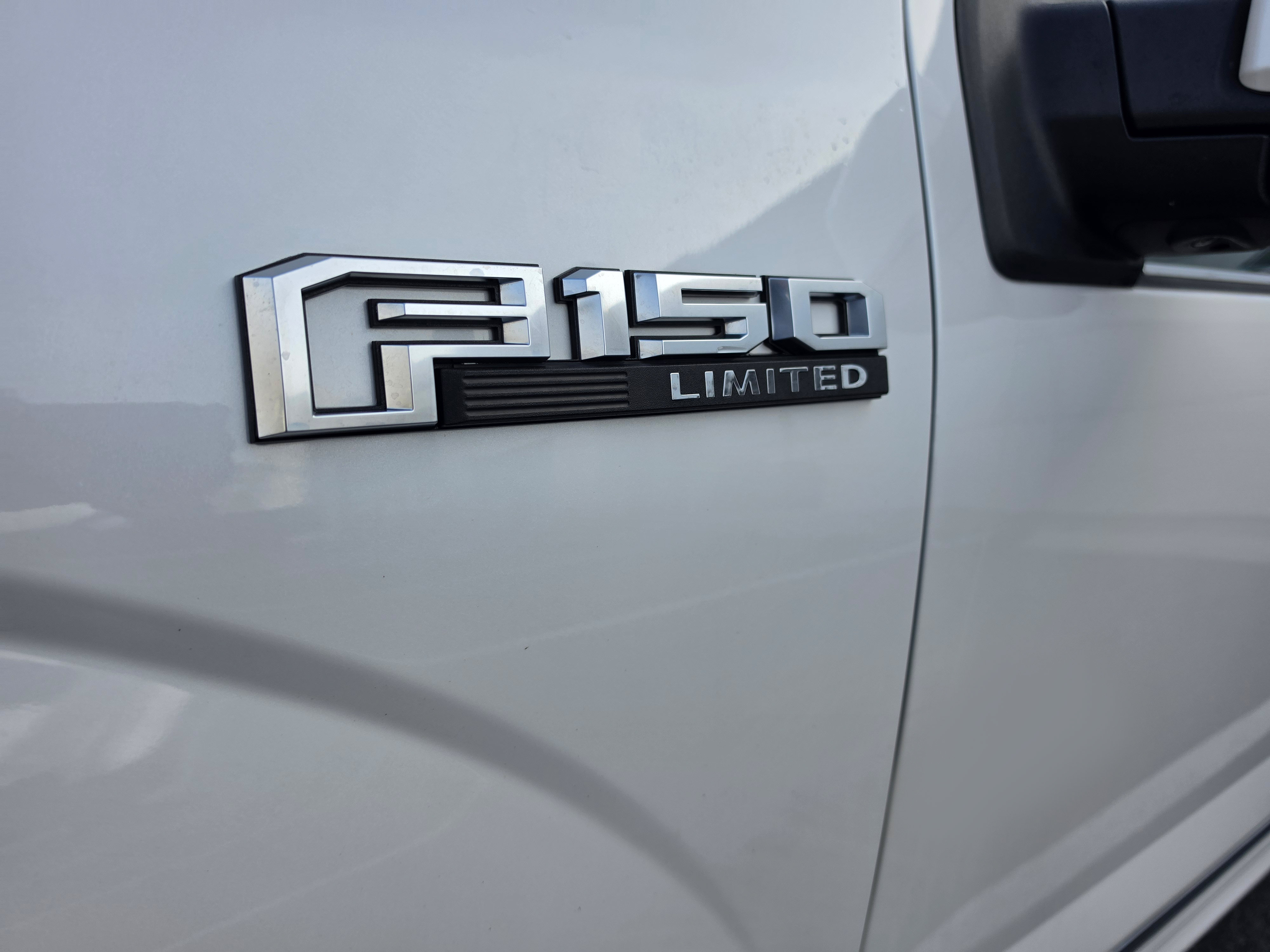 Used 2018 Ford F150 Limited w/ Trailer Tow Package AWD/4WD image 11