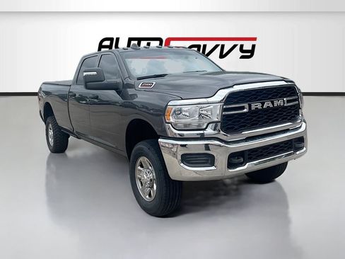 Used 2024 RAM 2500 Tradesman w/ Chrome Appearance Group AWD/4WD image 1