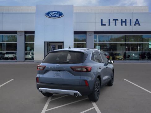 New 2025 Ford Escape SE w/ PHEV Premium Package FWD image 8