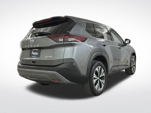 Used 2021 Nissan Rogue SV AWD/4WD image 3