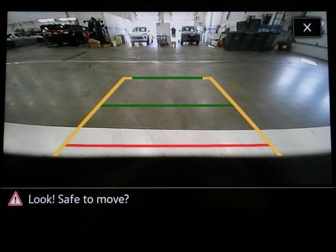 Used 2021 Volkswagen Atlas Cross Sport SE image 19