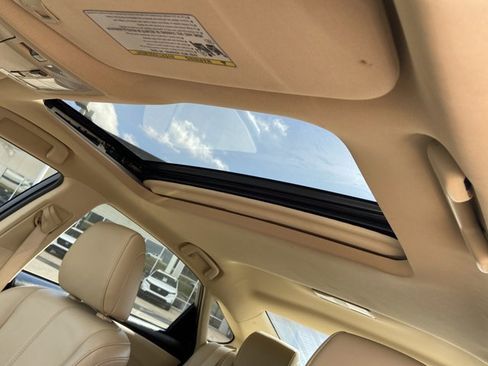 Used 2017 Toyota Avalon Touring image 28