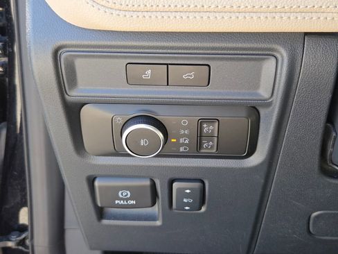 Used 2024 Ford Expedition Max Limited image 26