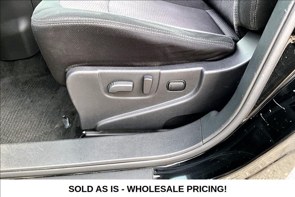 Used 2013 Nissan Rogue SV FWD image 39