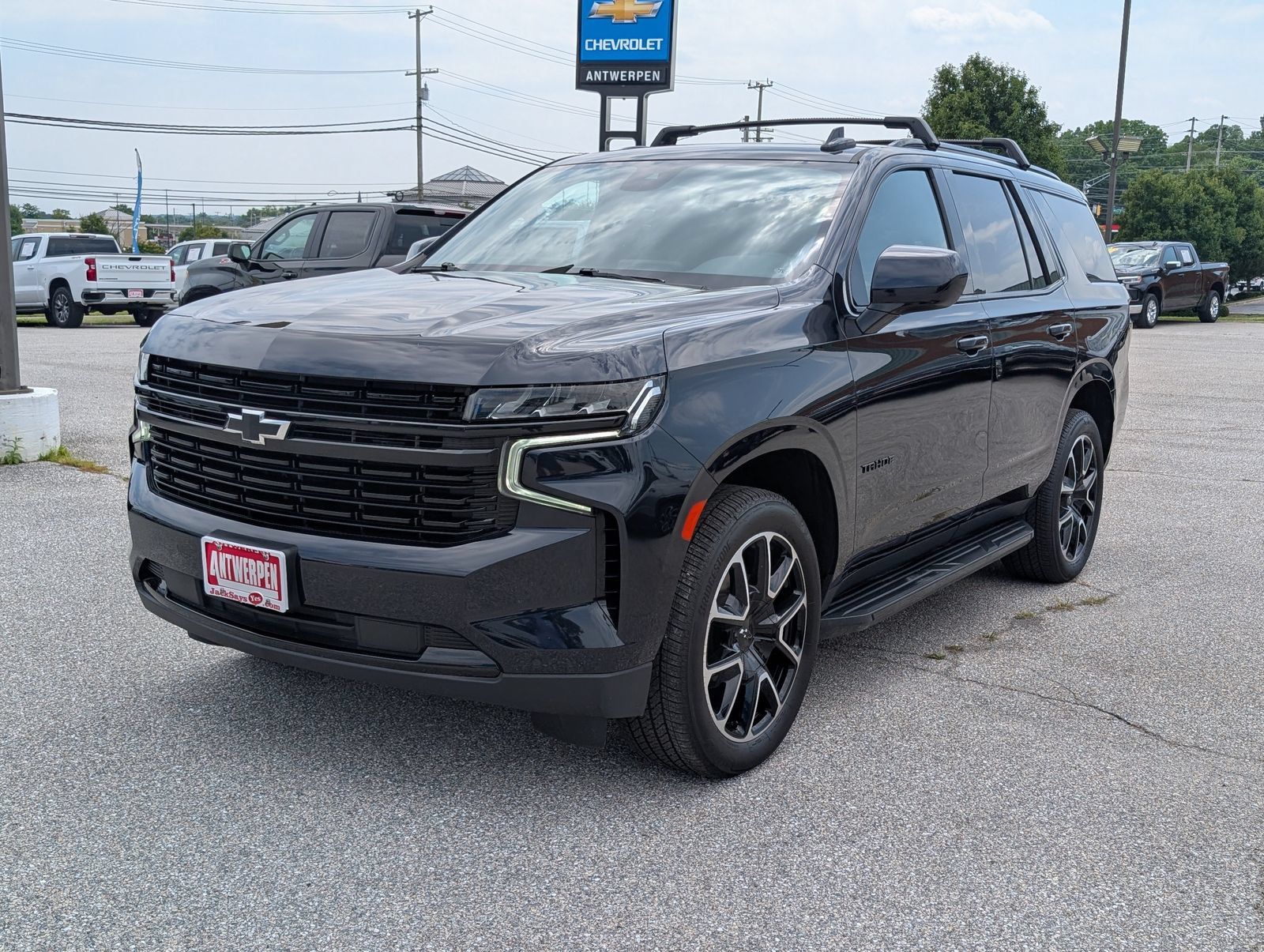 Used 2023 Chevrolet Tahoe RST AWD/4WD image 7
