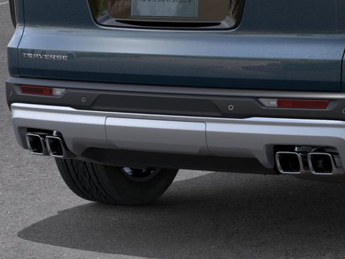 New 2026 Chevrolet Traverse LT image 16
