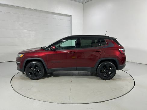 Used 2021 Jeep Compass Latitude w/ Sun and Sound Group AWD/4WD image 23