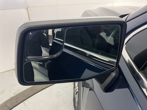 Used 2021 GMC Sierra 1500 SLT w/ SLT Convenience Package image 38