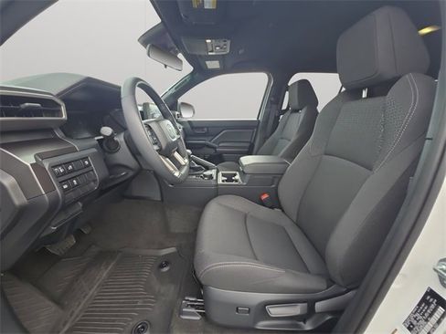 Certified 2025 Toyota 4Runner SR5 image 10