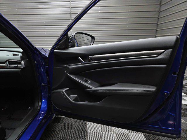 Used 2022 Honda Accord Sport image 32