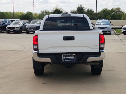 Used 2023 Toyota Tacoma SR5 RWD image 34
