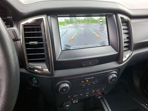 Used 2022 Ford Ranger Lariat w/ Tremor Off-Road Package AWD/4WD image 15