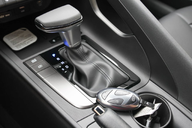 New 2026 Hyundai Elantra N Line FWD image 16
