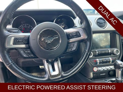 Used 2016 Ford Mustang Premium image 8