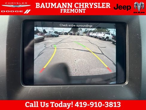 Used 2019 Jeep Cherokee Latitude w/ Popular Appearance Group FWD image 20
