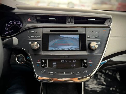 Used 2015 Toyota Avalon XLE FWD image 14