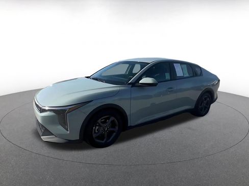 Used 2025 Kia K4 FWD image 8