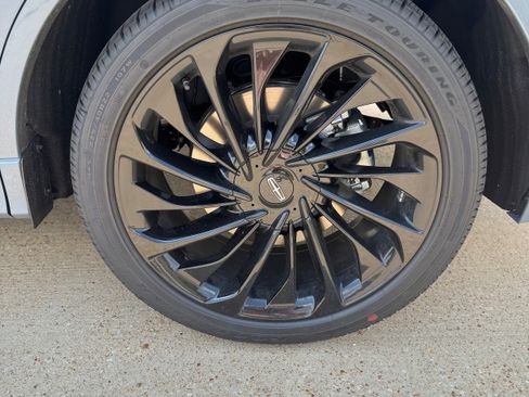 New 2025 Lincoln Aviator Reserve w/ Luxury Package image 31