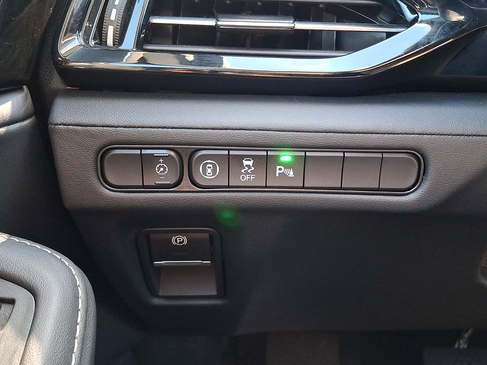 Certified 2026 Acura MDX w/ Technology Package AWD/4WD image 27