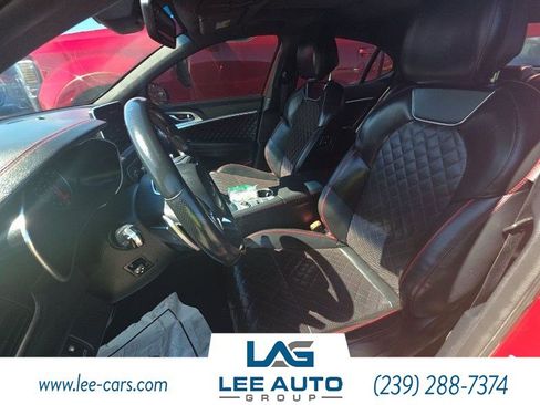 Used 2019 Genesis G70 3.3T Advanced w/ Sport Package image 4