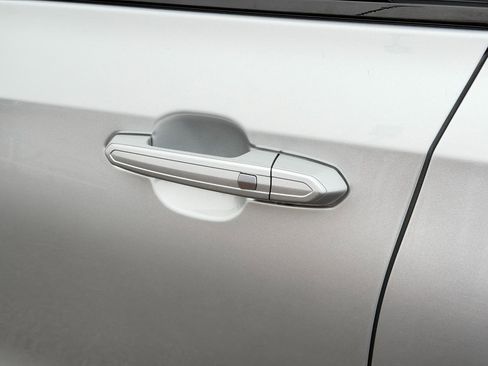 Used 2019 Cadillac XT4 Sport w/ Cold Weather Package image 84