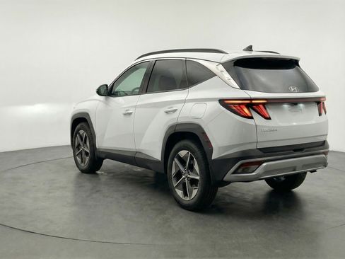 Used 2025 Hyundai Tucson SEL FWD image 6