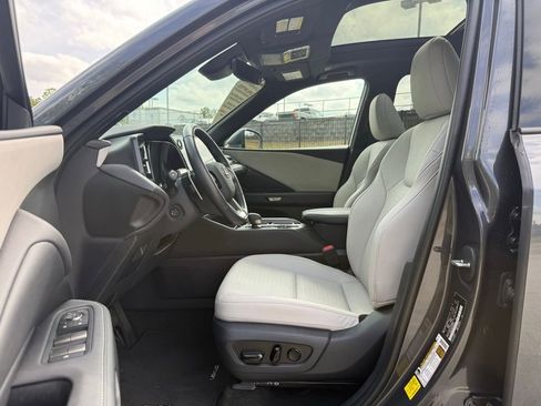 Certified 2025 Lexus TX 350 AWD w/ Technology Package image 26