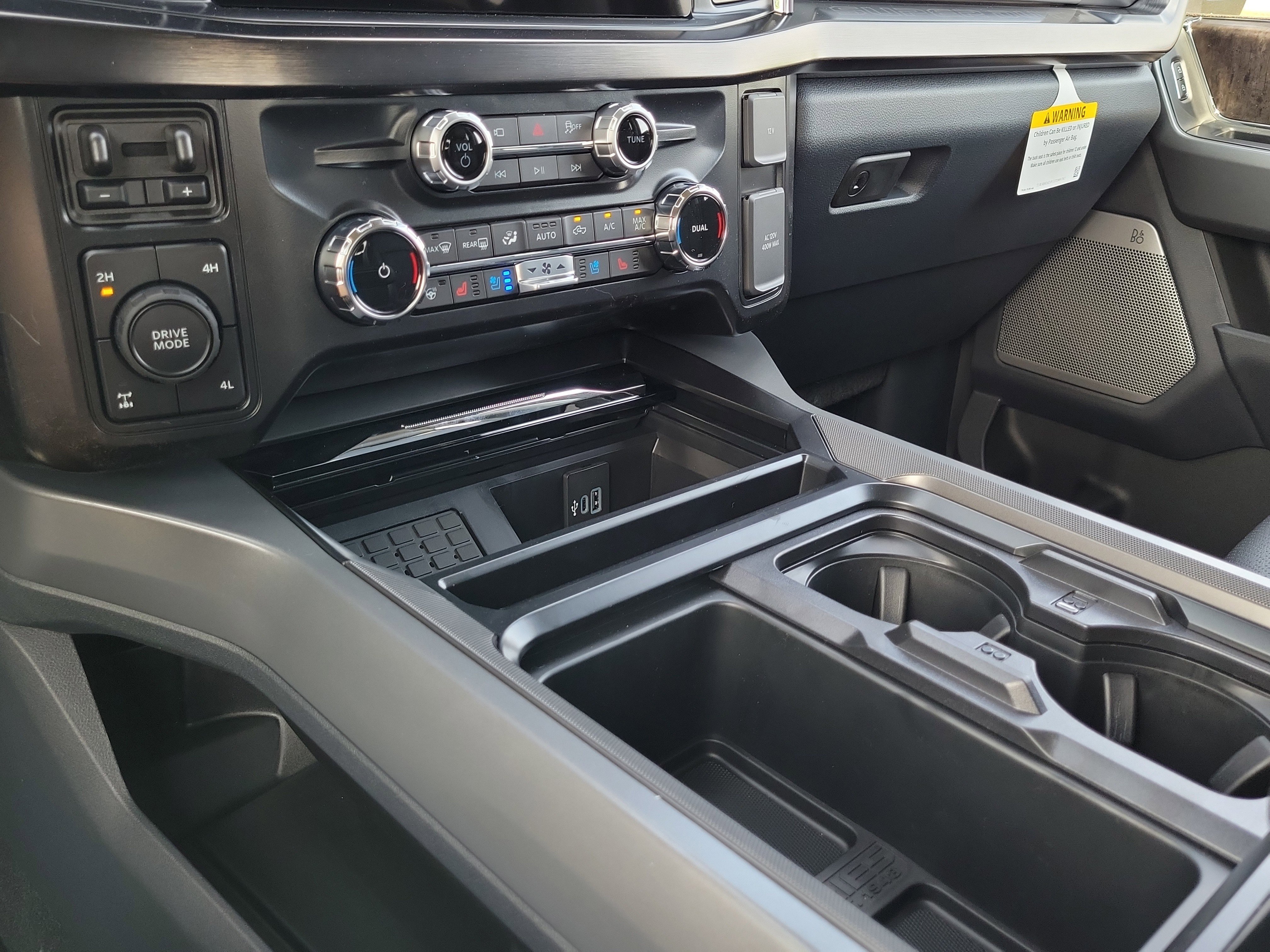 New 2026 Ford F250 Lariat AWD/4WD image 19