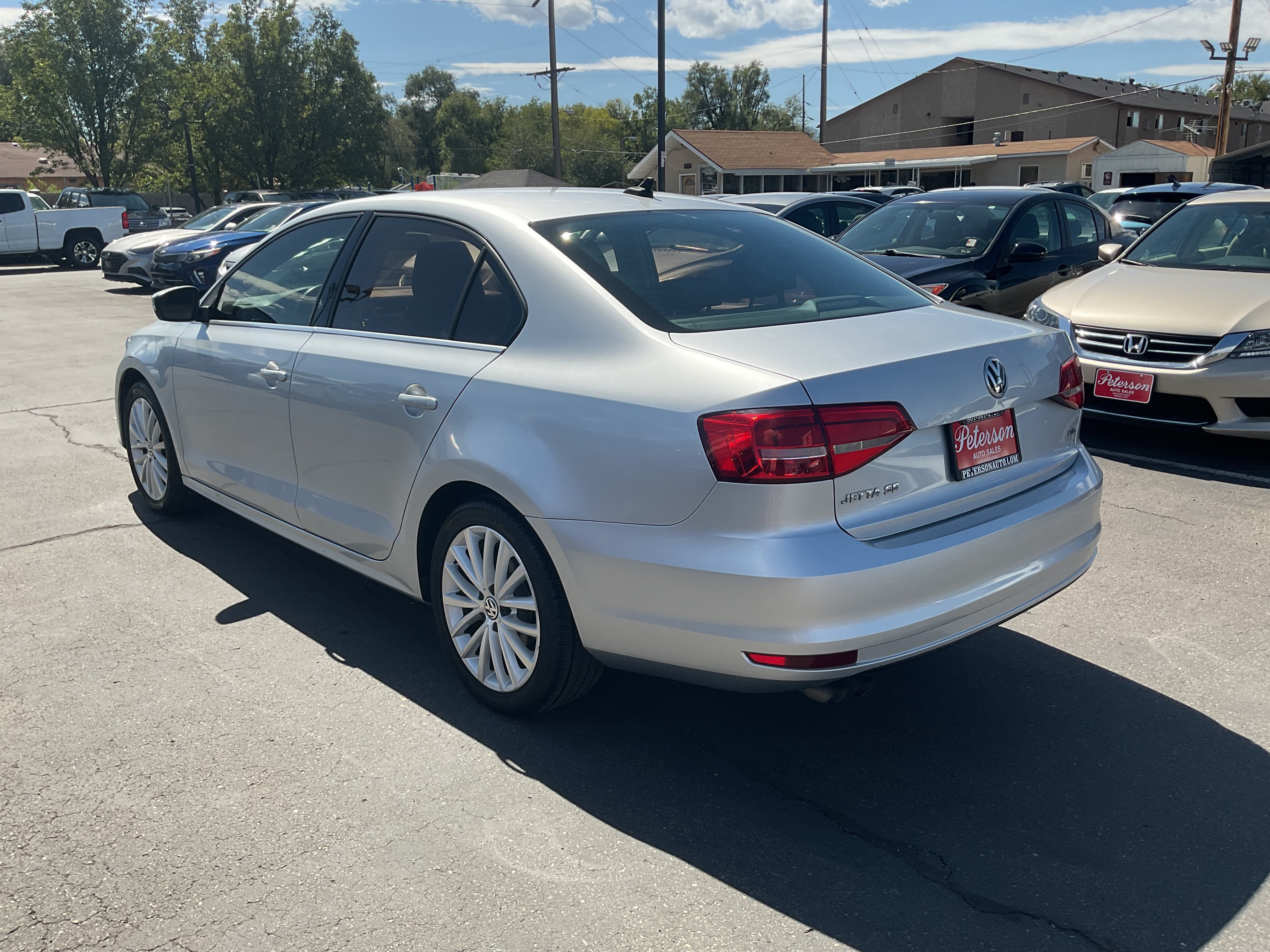 Used 2015 Volkswagen Jetta SE FWD image 7