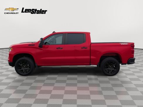 Used 2024 Chevrolet Silverado 1500 LT Trail Boss w/ Convenience Package II image 2