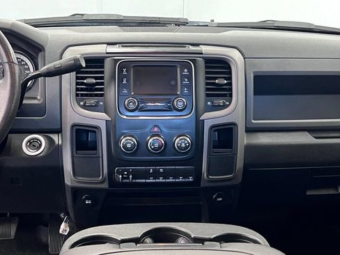 Used 2018 RAM 3500 Tradesman w/ Chrome Appearance Group AWD/4WD image 14