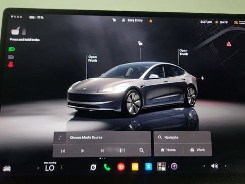 Used 2025 Tesla Model 3 RWD image 81