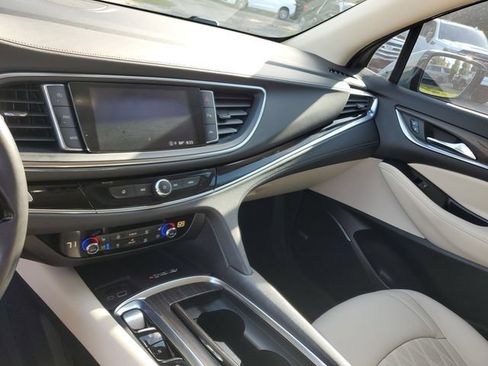 Used 2024 Buick Enclave Avenir w/ Avenir Technology Package AWD/4WD image 26