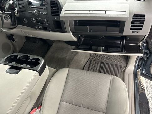 Used 2013 Chevrolet Silverado 2500 LT w/ Interior Plus Package image 20