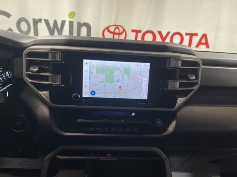 Used 2022 Toyota Tundra SR5 w/ SR5 Convenience Package image 24