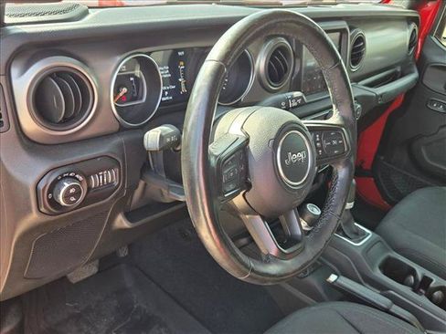 Used 2021 Jeep Gladiator Sport AWD/4WD image 9