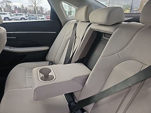 Certified 2024 Hyundai Sonata SEL image 28