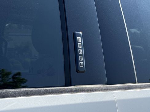 New 2026 Ford F250 Lariat w/ Black Appearance Package AWD/4WD image 43