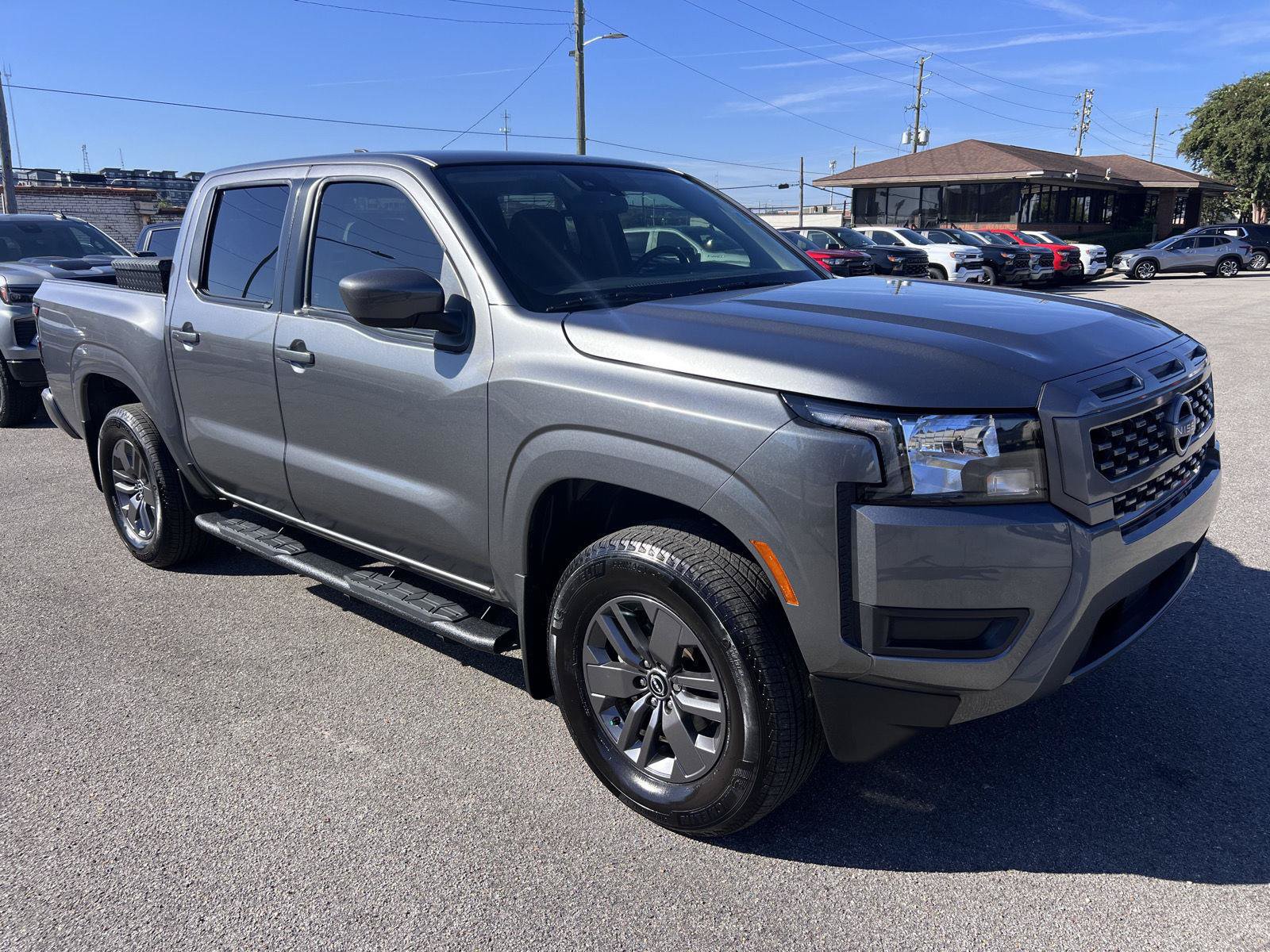 Used 2025 Nissan Frontier SV AWD/4WD image 33