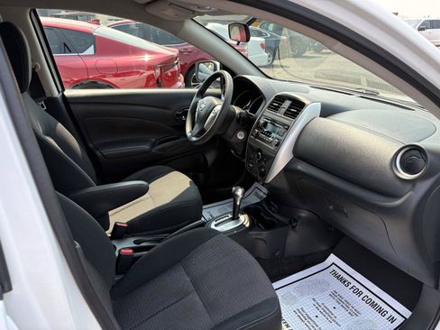 Used 2017 Nissan Versa SV FWD image 18