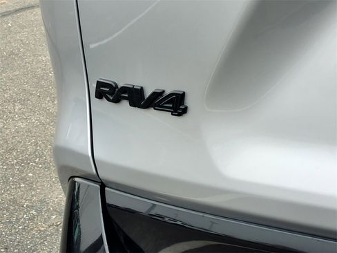Used 2021 Toyota RAV4 XSE image 6
