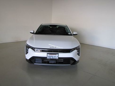 Used 2025 Kia K4 EX FWD image 2