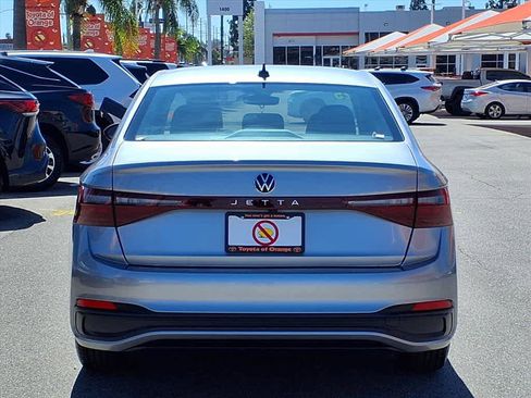 Used 2025 Volkswagen Jetta S image 5