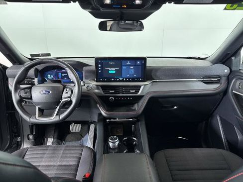 Certified 2025 Ford Explorer ST-Line w/ ST-Line Street Pack AWD/4WD image 4