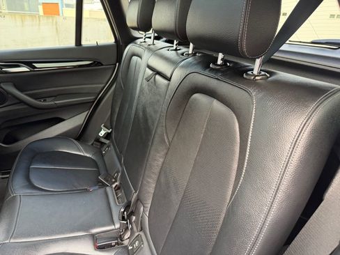Used 2018 BMW X1 sDrive28i FWD image 19