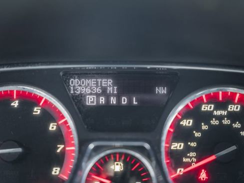 Used 2016 GMC Acadia Denali image 54