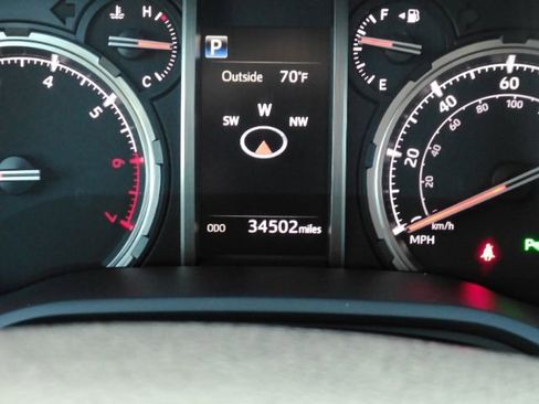 Used 2023 Toyota 4Runner Limited image 43